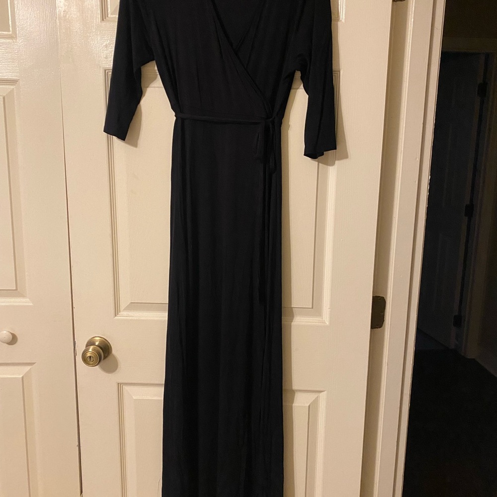 Chris & Carol Black Gown with 3/4 Sleeves for Cocktail